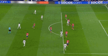 30号再续，弗林蓬社媒展示利物浦新赛季球衣